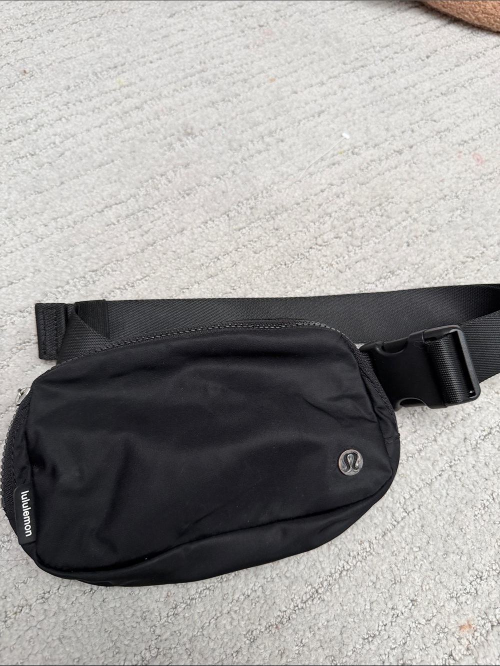 lululemon athletica Black Men's Belt Bag – Compact Waist Pack